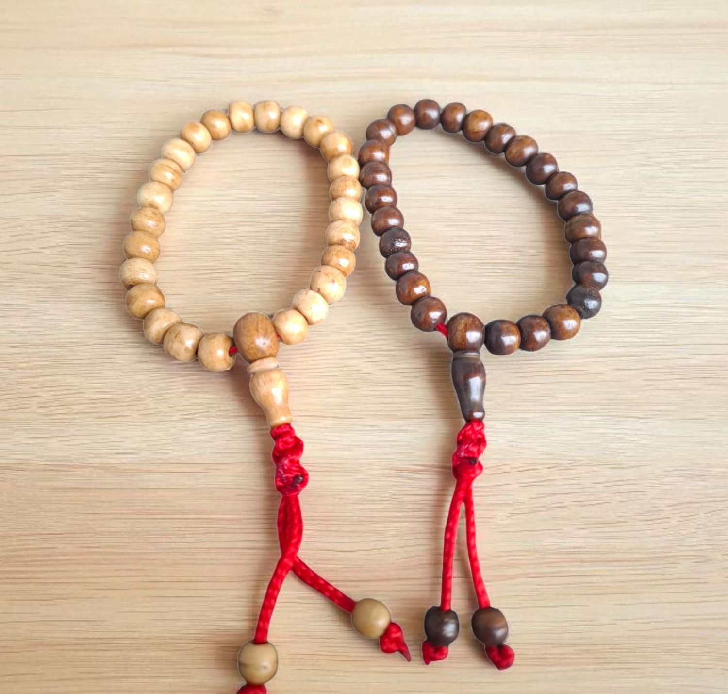 Bone. Bracelet dark brown