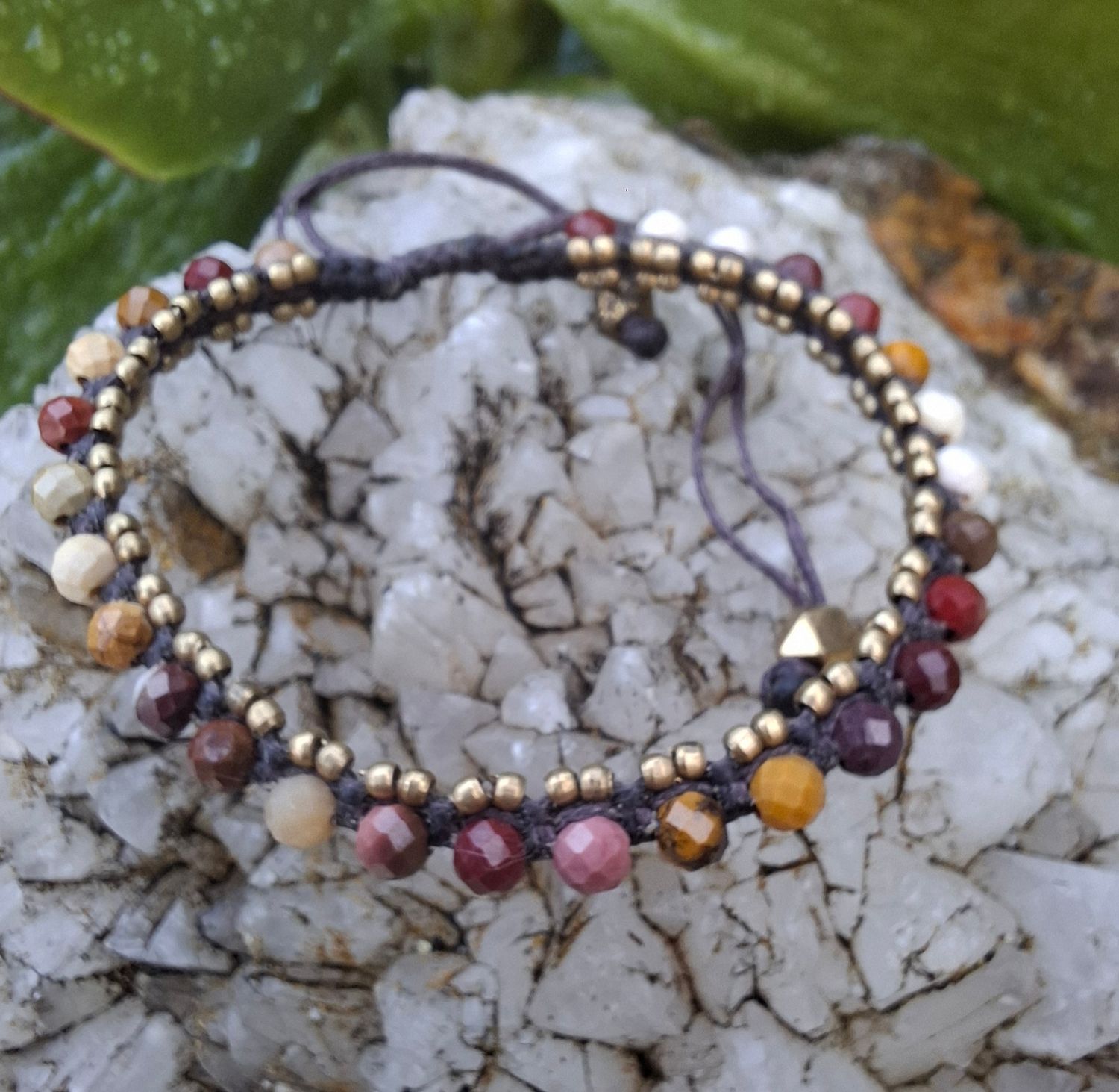 MC06. Macrame Jasper bracelet 