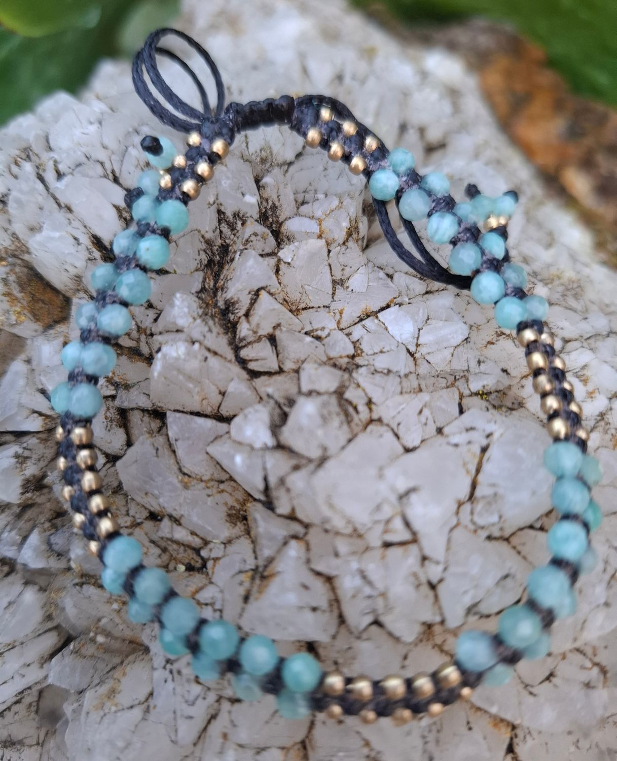 MC09. Macrame Amazonite bracelet