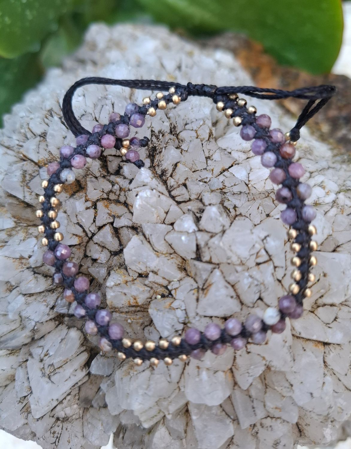 MC05:. Macrame Ruby bracelet