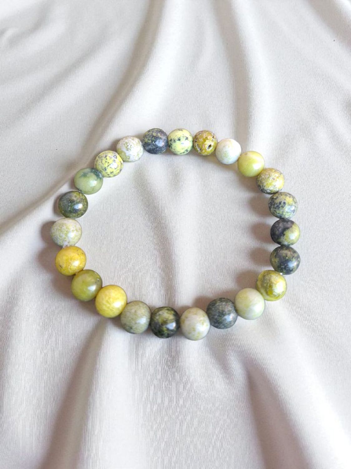 Semi-precious: Serpentine bracelet 