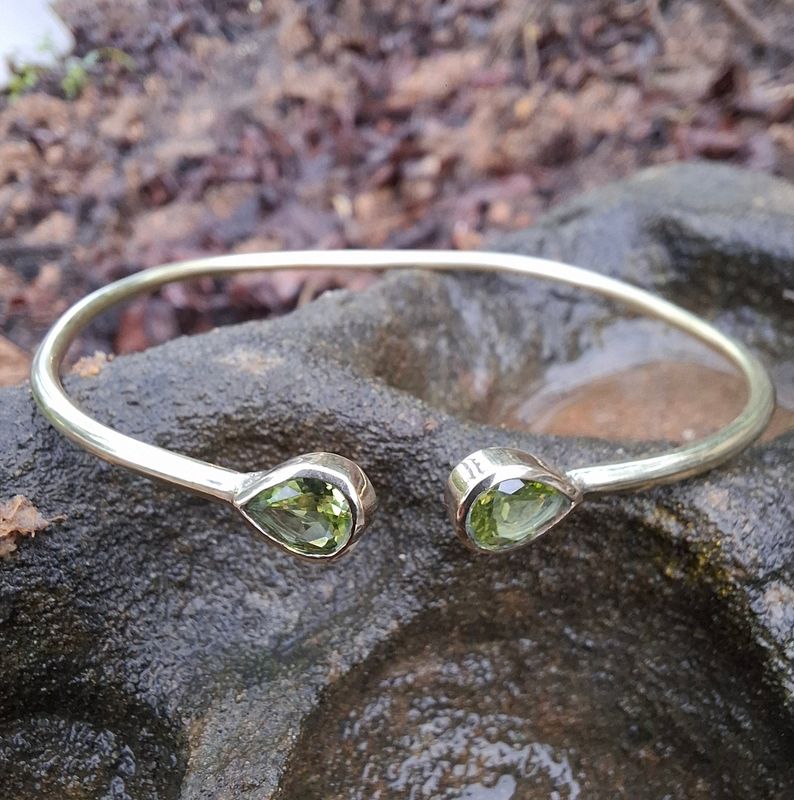 BBK02:Brass bracelet Peridot 