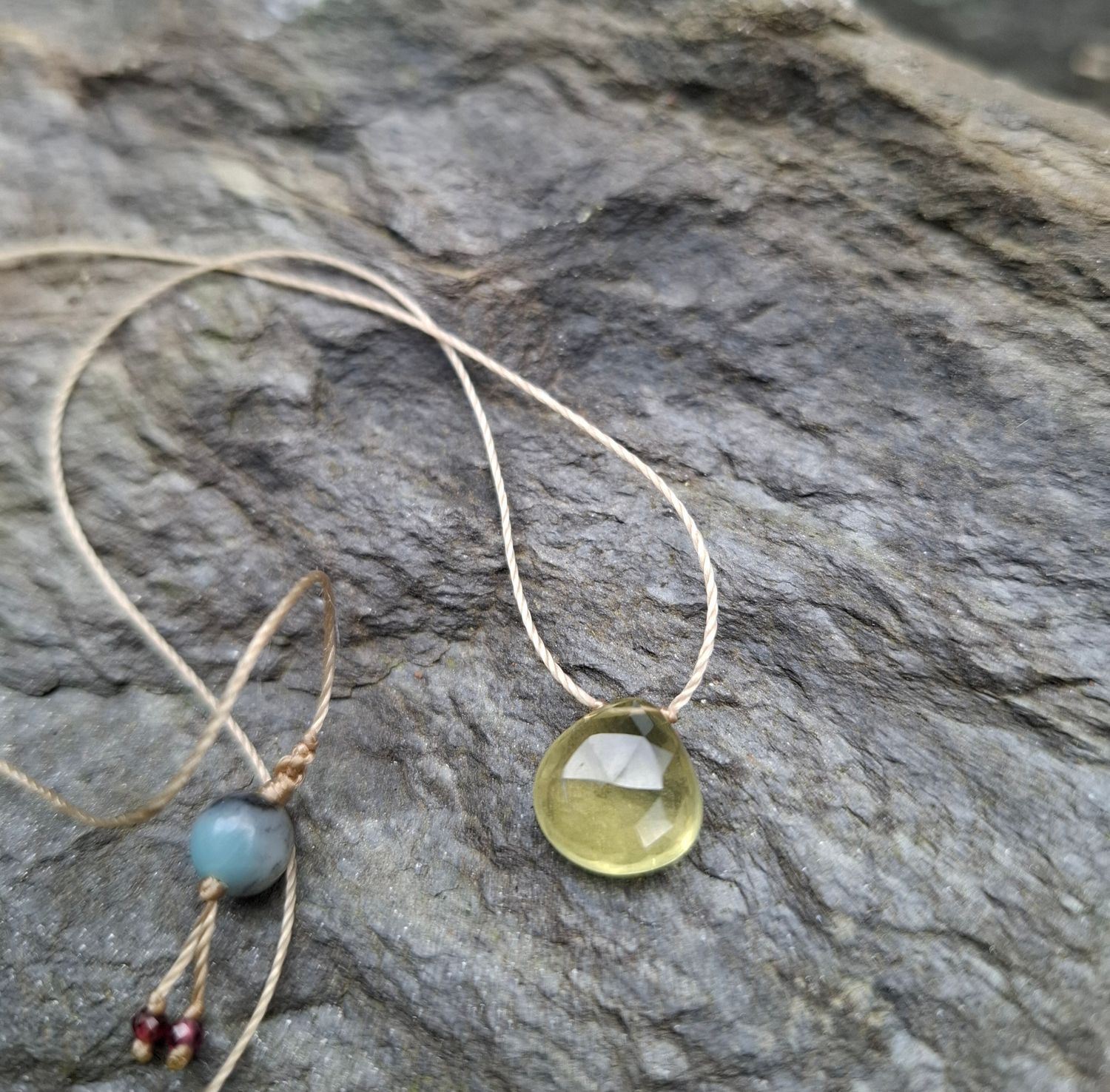 OS003: Chocker Lemon Quartz 