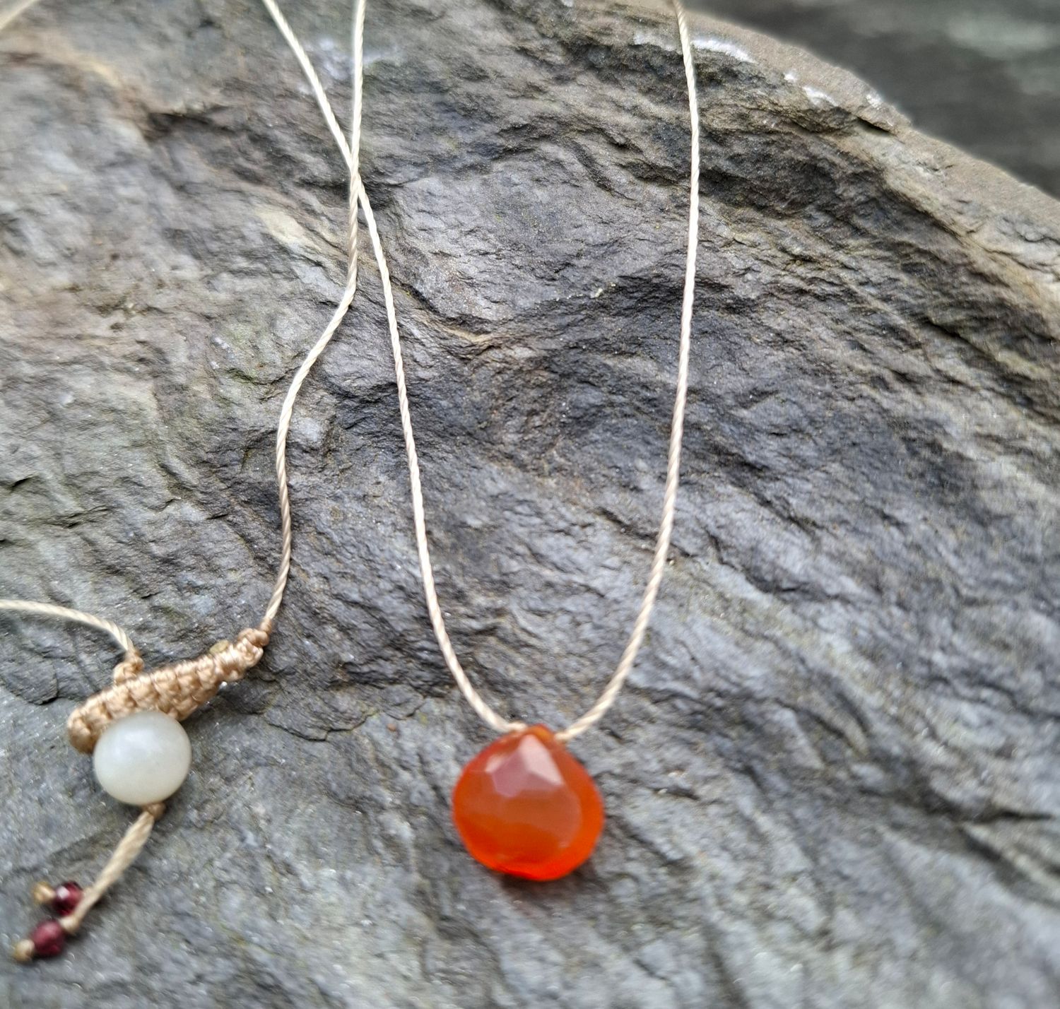OS005: Chocker Carnelian 