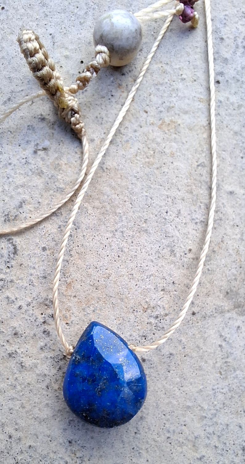 OS008: Chocker Lapis