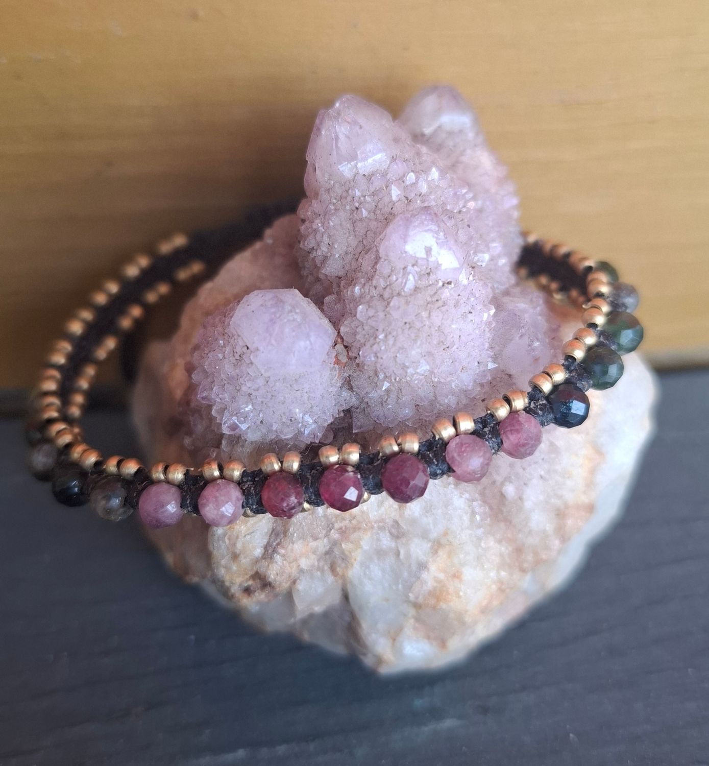 MC08. Macrame Tourmaline