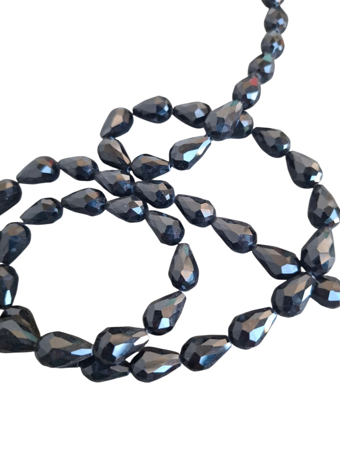 C036: Black Drop Crystals 10x14mm(25)