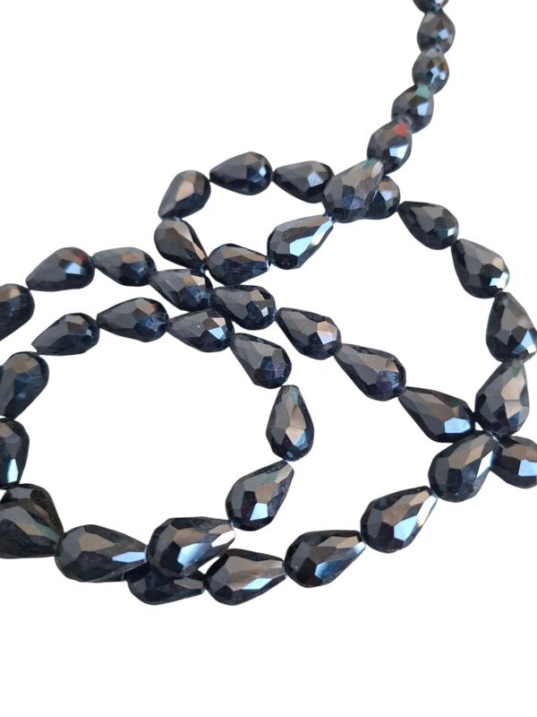 C036: Black Drop Crystals 10x14mm(25)