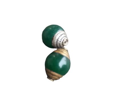 TIBETAN:08 a (EA) Green Onyx