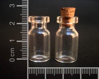 8682-2: Glass Bottle (10x26mm) (10 pieces)