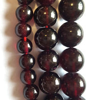 Garnet AAA 6mm (+-64beads)