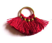 tas034: Maroon Tassle  (20 pieces)
