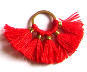 tas035: Red Tassle  (20 pieces)