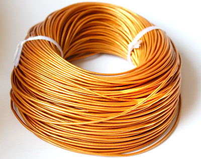 Leather Metalic Gold 2mm