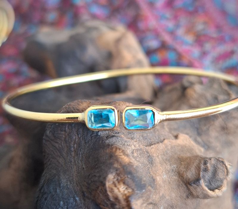  BBK06:Brass bracelet Topaz 