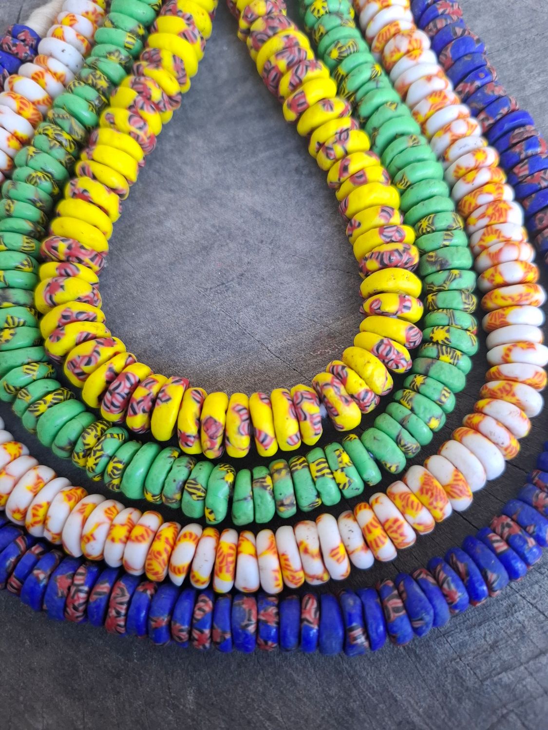 Recycled glass disk(yellow/red)