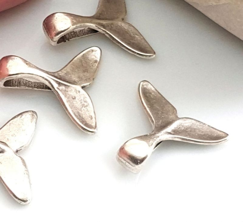 246 Whale tail silver (20 pieces)
