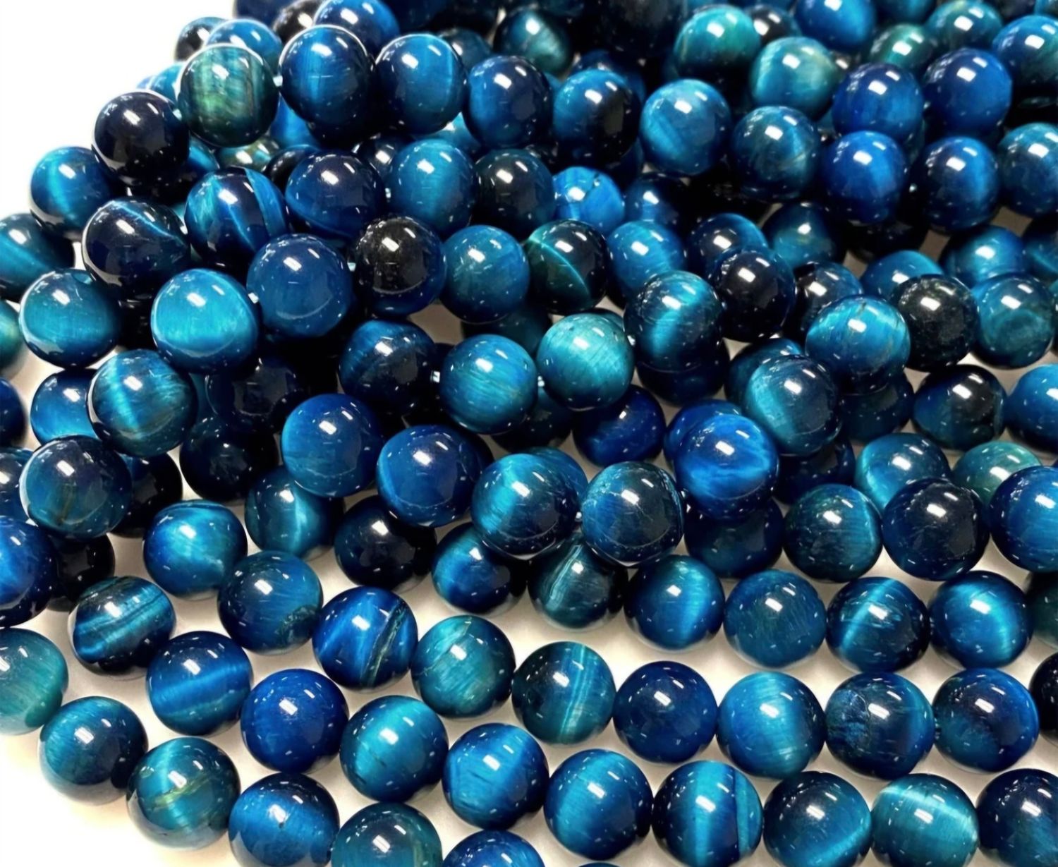 Tiger eye: Blue 8mm