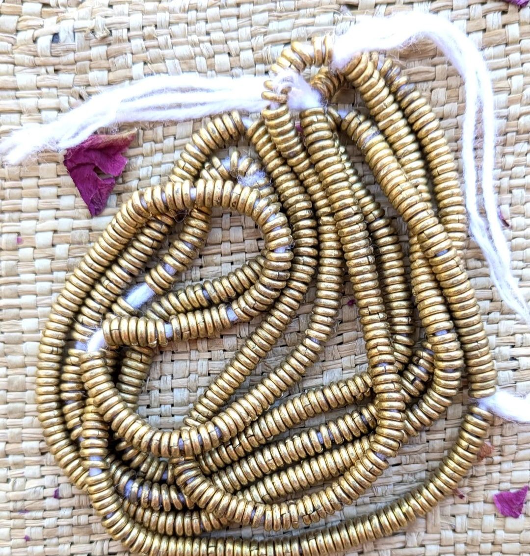 Ethiopian  brass disk(1 string)