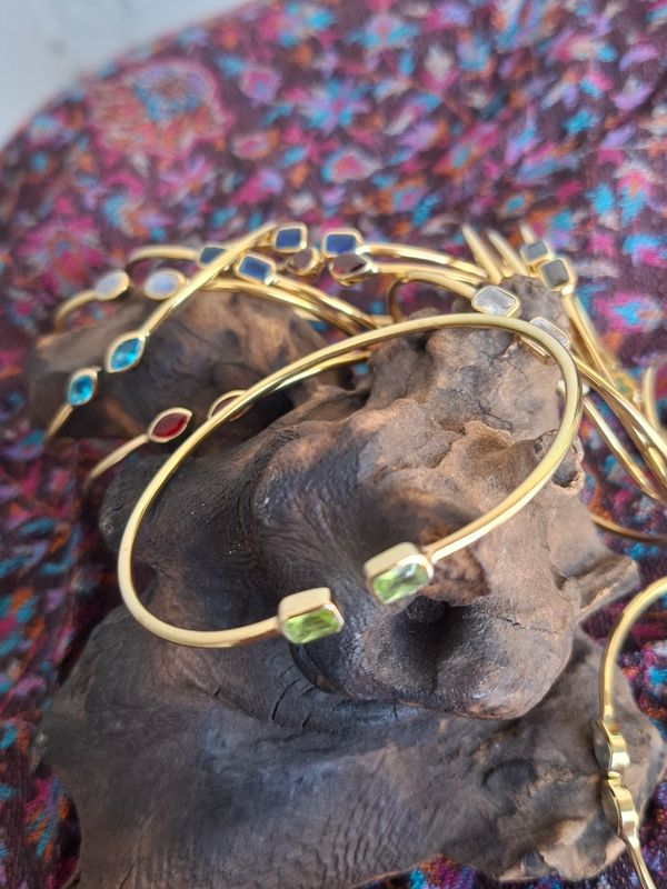  BBK06:Brass bracelet Peridot 