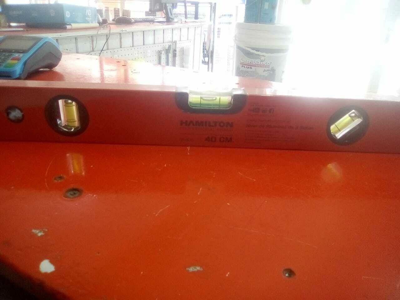 NIVEL MANUAL HAMILTON DE 40 CM