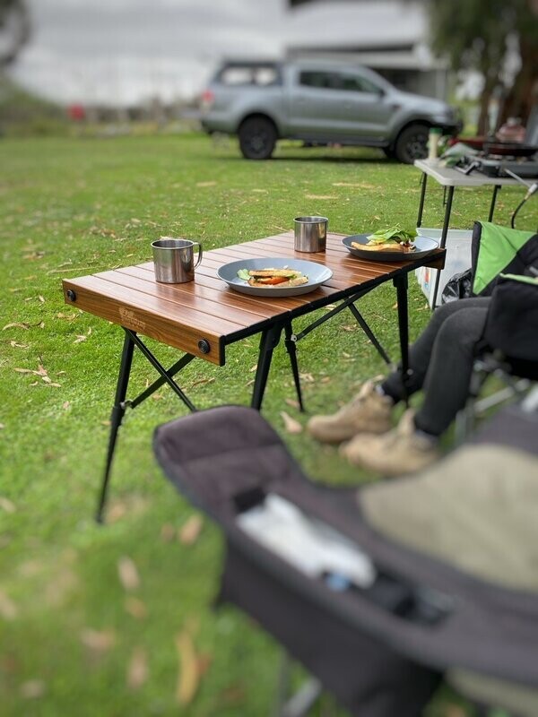 ALUMINIUM CAMP TABLE (HEIGHT ADJUSTABLE)