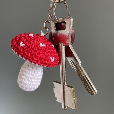 Mushroom keychain amigurumi CROCHET PATTERN, amanita mushroom decor, crochet red toadstool, DIY roommate gift, pattern & video tutorial