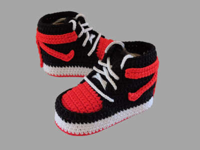 Crochet pattern baby booties, crochet baby sneakers for 3-6 months, sport basketball sneakers, baby shoes pdf pattern video tutorial