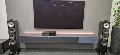 Spectral Ameno – Premium TV-Möbel mit integriertem HiFi- und Heimkino-Management