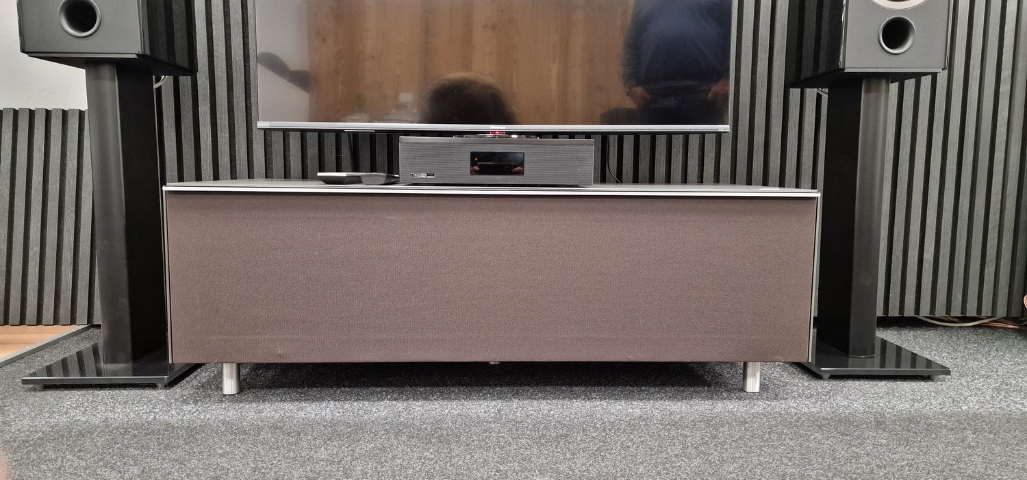 Spectral Scala – Elegantes HiFi-Möbel mit innovativer Technik