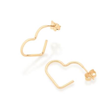 Gold-plated hoop earrings in the shape of a heart.