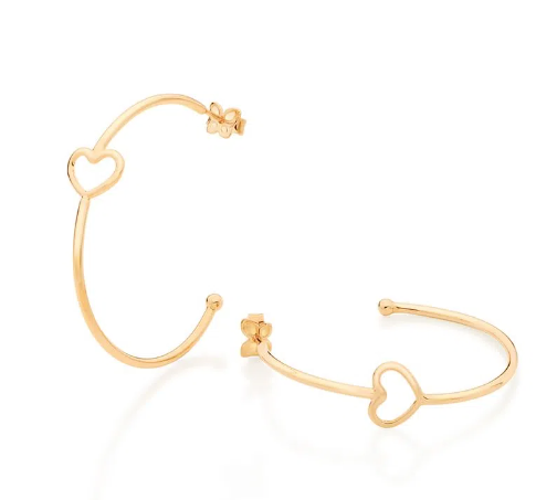 Gold-plated hoop earring with a tiny heart