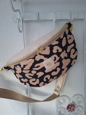 Bodybag Leo Dunkelblau/Beige