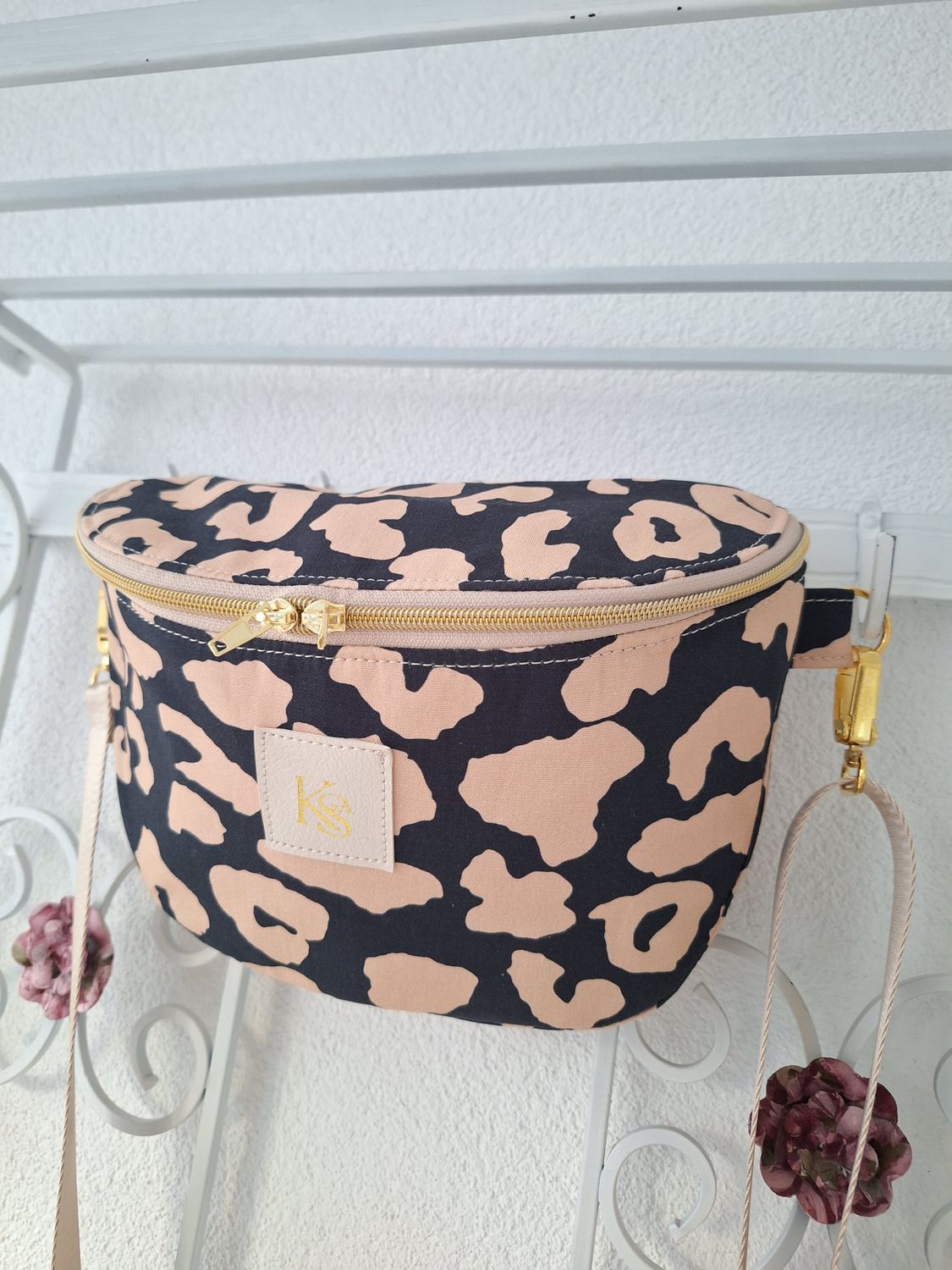 Crossbodybag Leo Dunkelblau