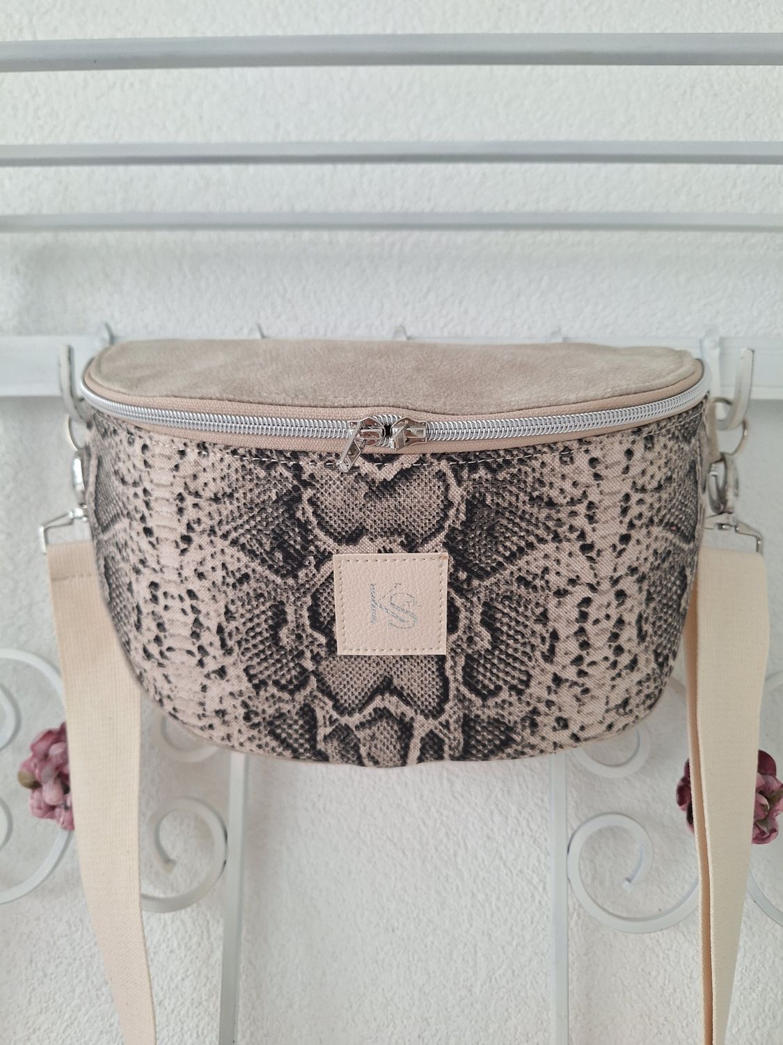 Crossbodybag Schlangenoptik