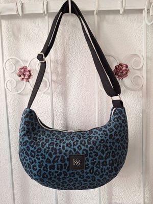 Halfmoonbag Samt Leo