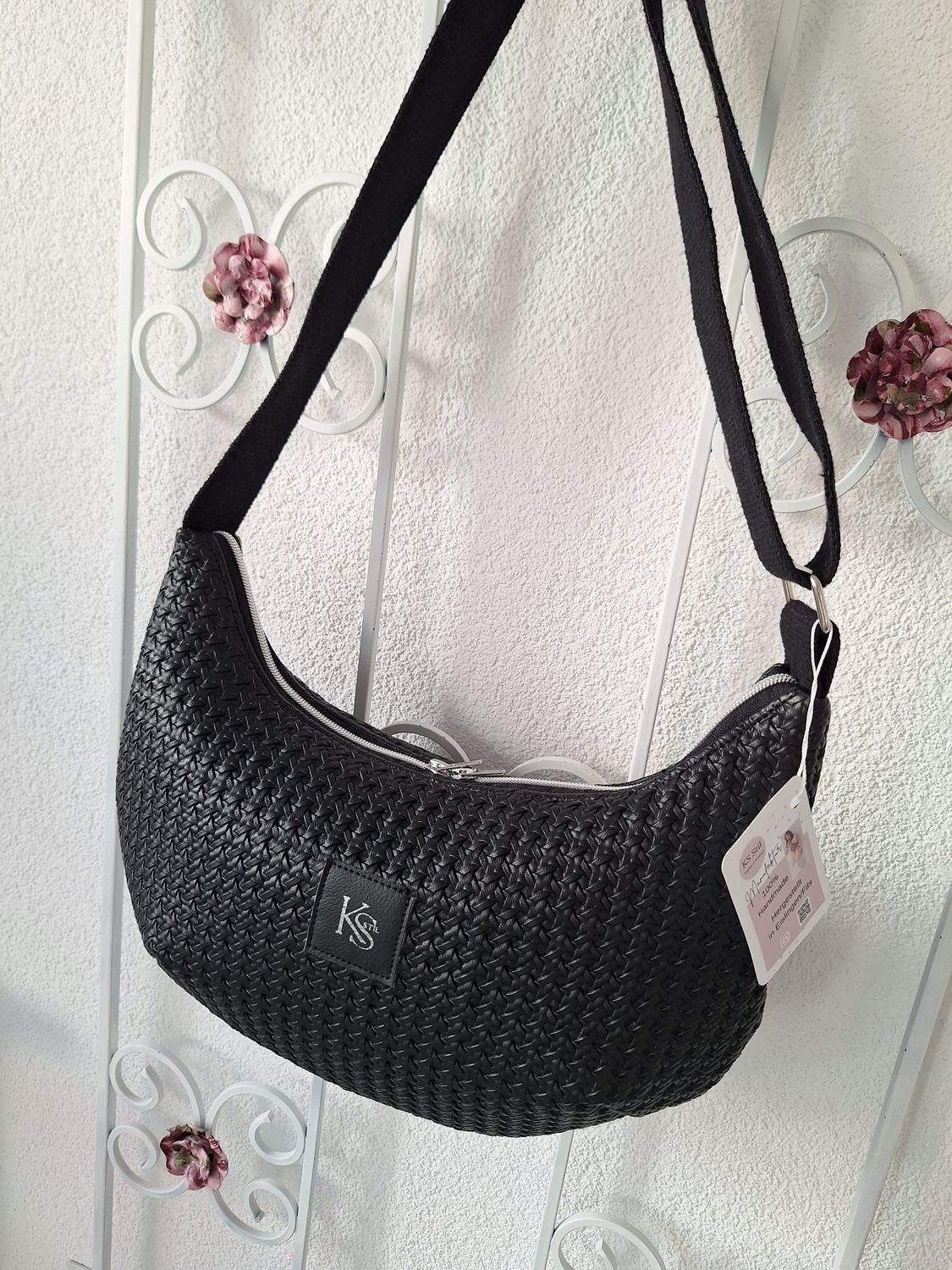 Halfmoonbag Schwarz Flechtoptik