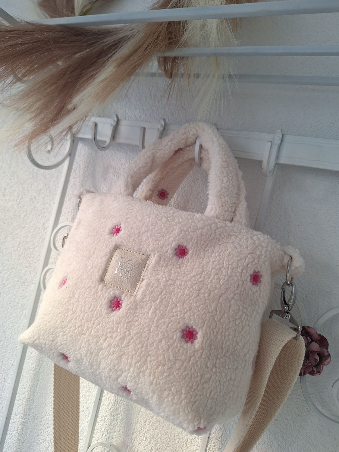 Minishopper Teddy mit Gänseblümchen