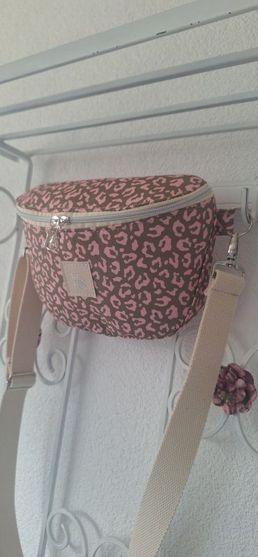 Crossbodybag Leo Olive/Rosa