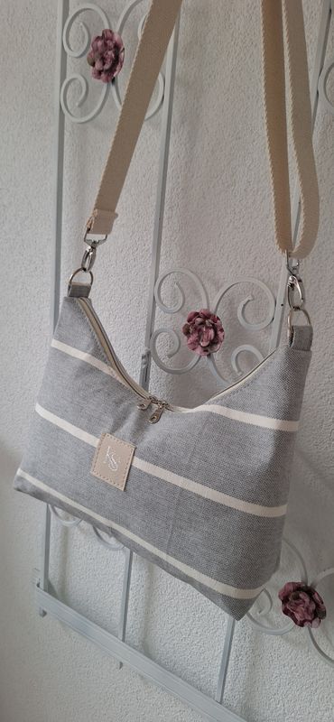 Hobobag Canvas Grau Streifen