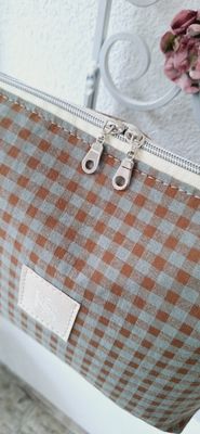 Umhängetasche Vicky Karo Olive/ Braun