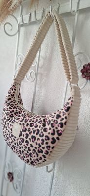 Halfmoonbag Leo Cord