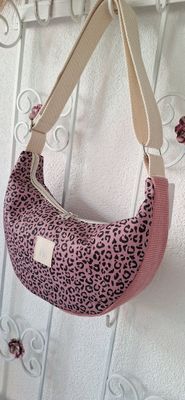 Halfmoonbag Altrosa Leo