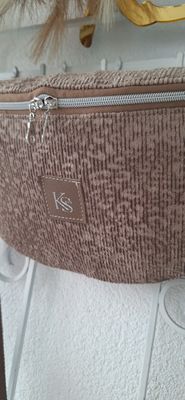 Bodybag Cord Leo Taupe