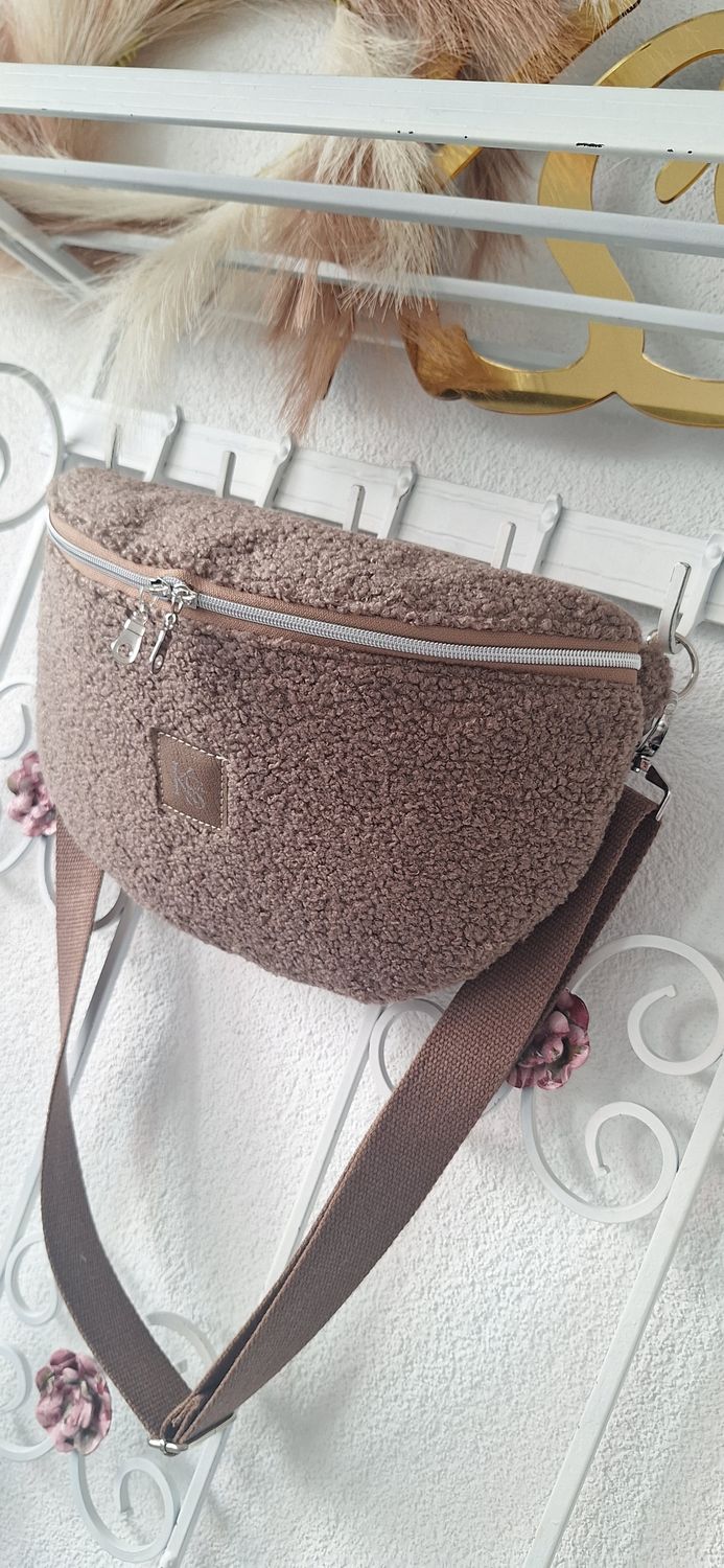 Bodybag Bouclè Taupe