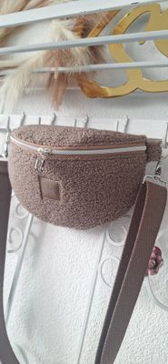 Bodybag Bouclè Taupe
