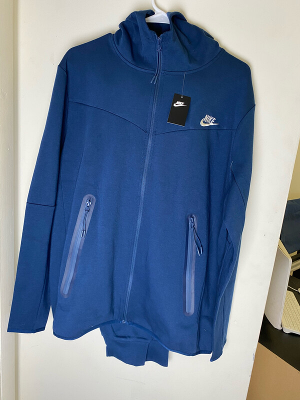 NIKE TECH SWEATSUITS