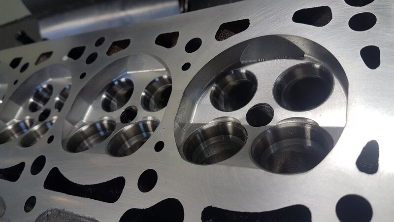 Zylinderkopf Brennraum CNC-Bearbeitung