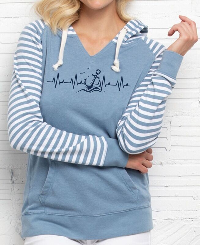 WOMEN'S STRIPED PULLOVER