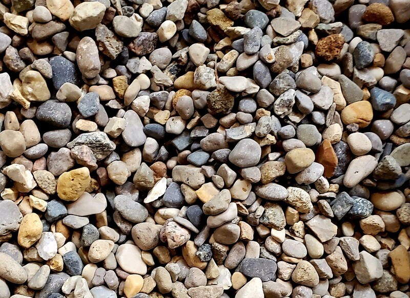 Pea Gravel (priced at 4 yard min)